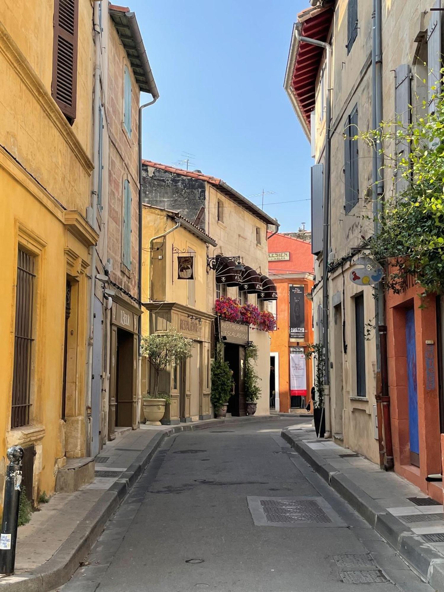 Le Petit Arles Apartment Luaran gambar