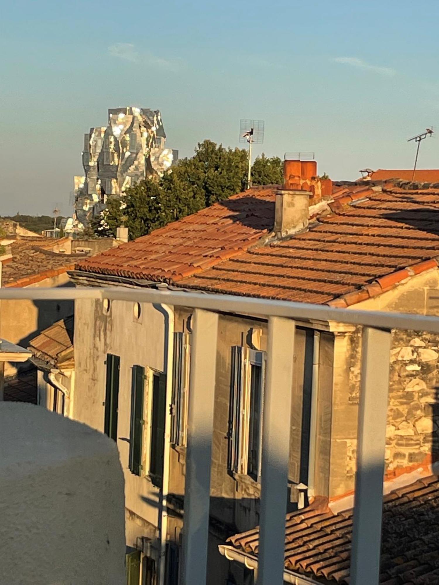 Le Petit Arles Apartment Luaran gambar