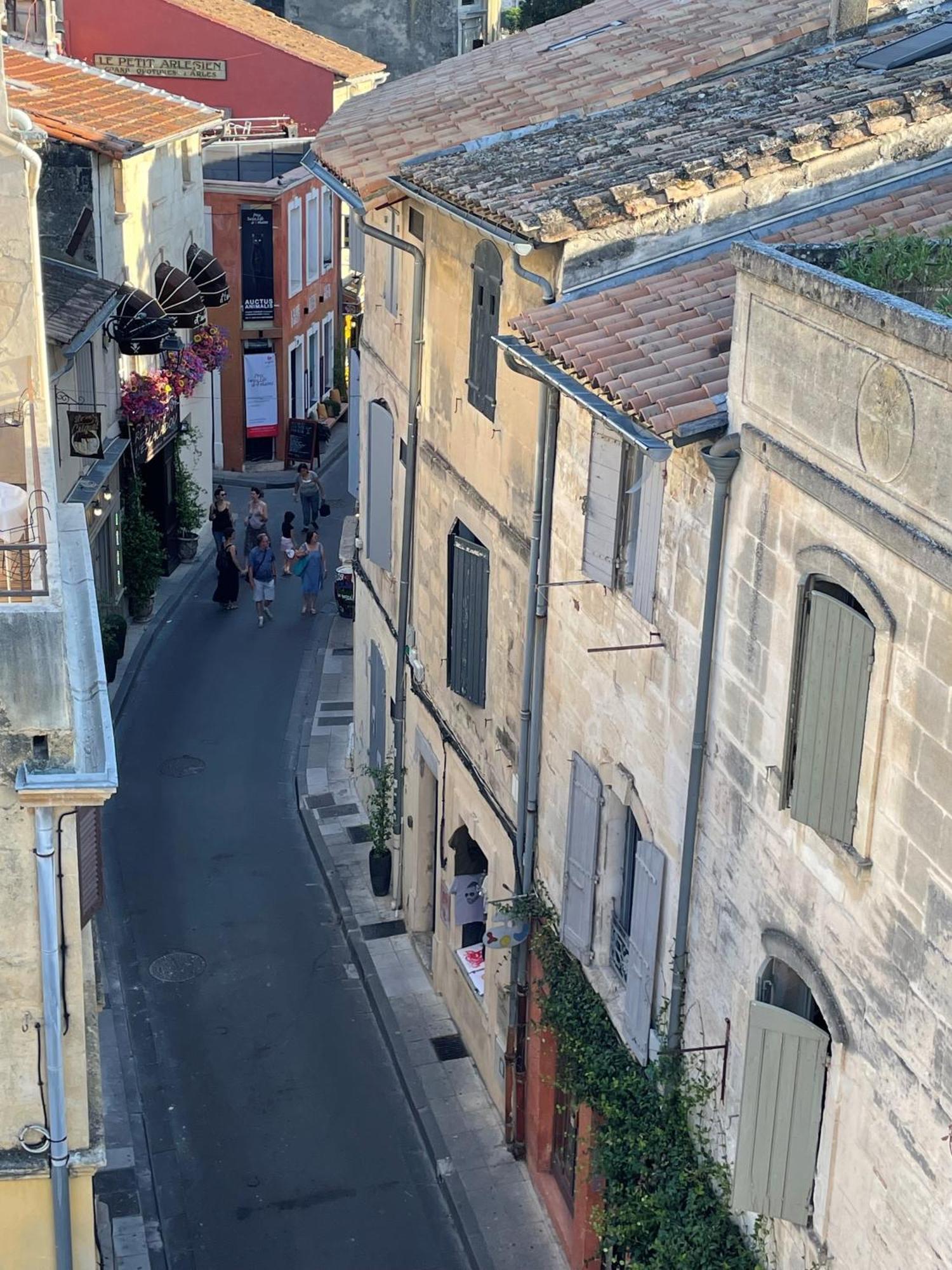Le Petit Arles Apartment Luaran gambar